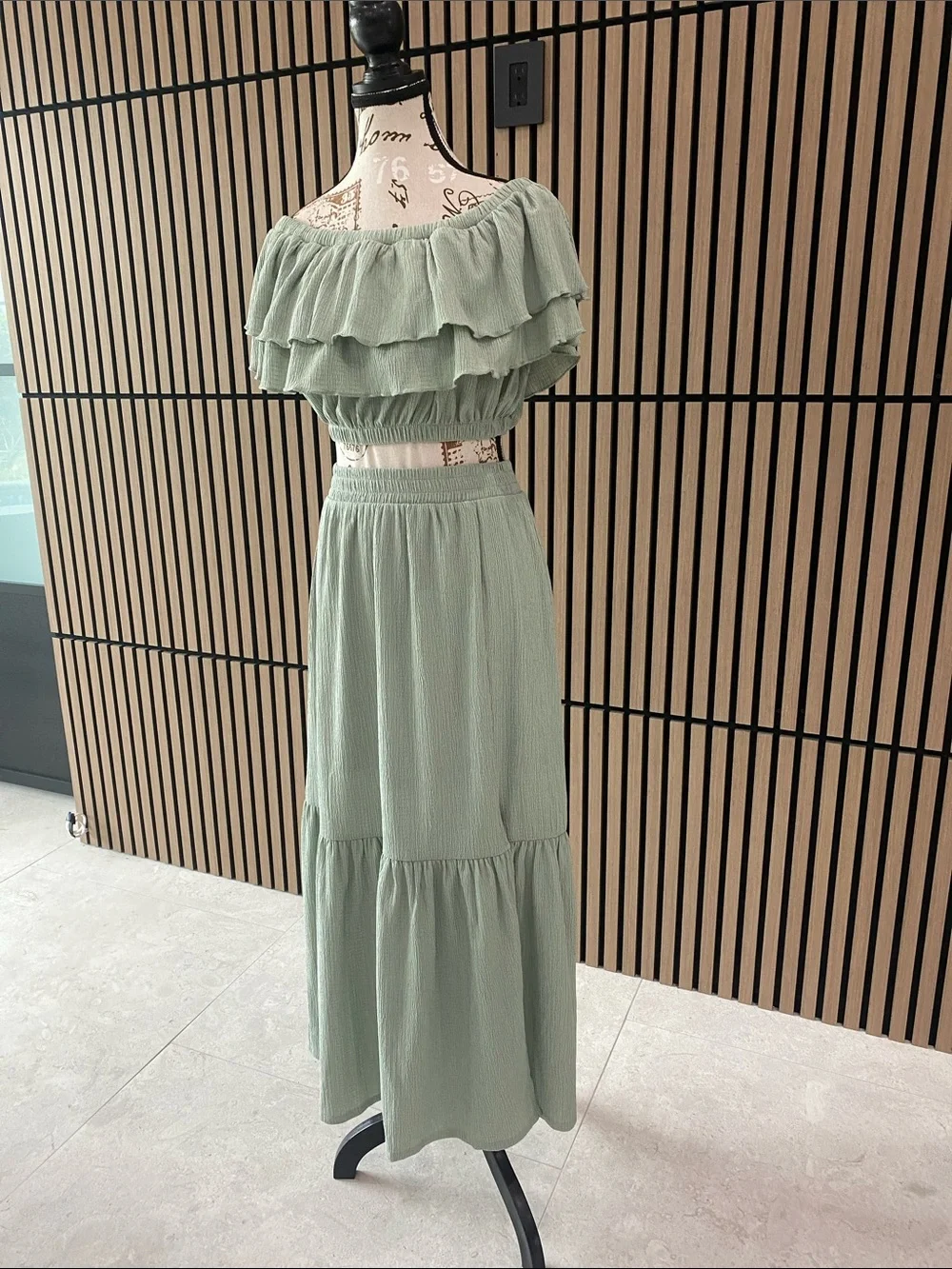 Almost Famous Sage Green Tiered Off-Shoulder Maxi Set - Picture 3 of 4